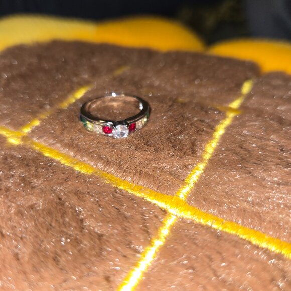 New S925 Sterling Silvery Rainbow Synthetic Cubic Zirconia Ring - Picture 1 of 3